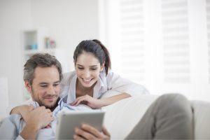 beaches-dentist-young-couple